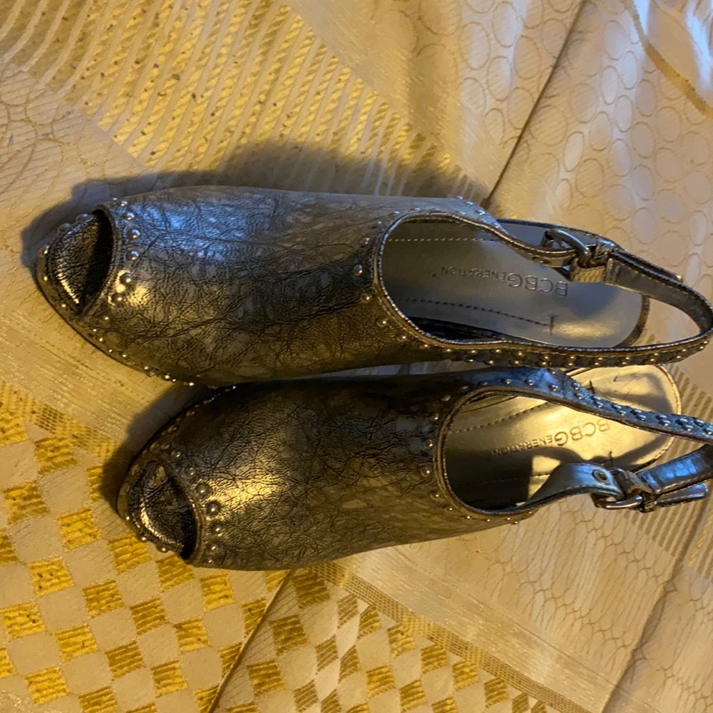BCBG SHOES